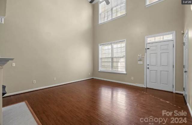 7607 Abigail Glen Dr Gallery 3