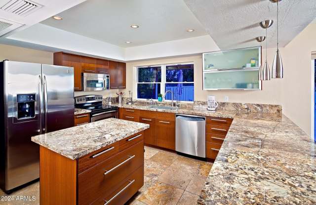 4539 E Karen Drive Gallery 3