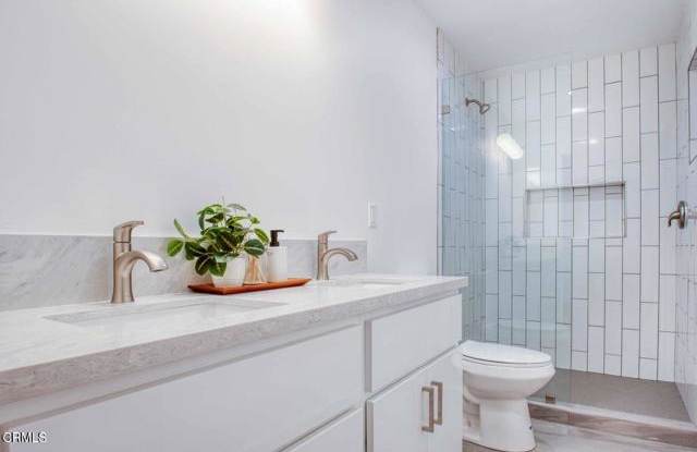 2333 1/2 Langdale Avenue photos photos