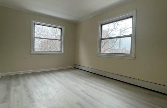 95-12 67 Av unit: 2F photos photos