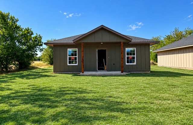 Affordable 2BR/2BA Cottage Near Shopping Centers & Restaurants Gallery 3