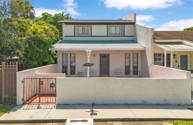 19599 NW 55th Cir Pl Gallery 2
