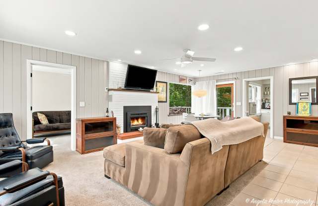 2904 Wooded Lane Gallery 2