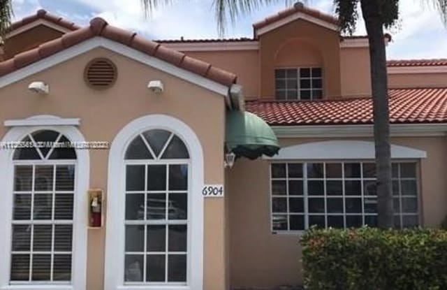 6728 NW 166th Ter - 6728 Northwest 166th Terrace, Miami Lakes, FL 33014