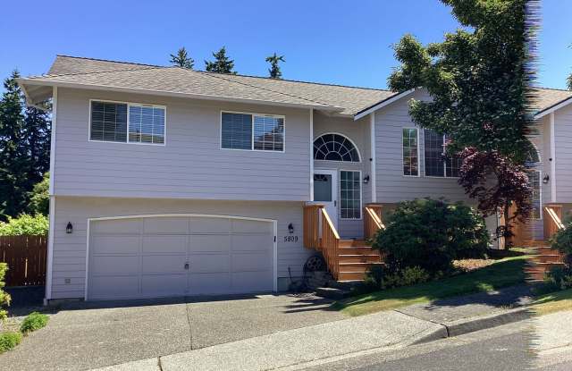 Updated 4 bedroom in The Desirable Merrill Creek Neighborhood photos photos