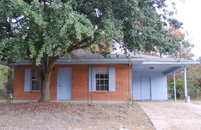 1008 Shirley Dr - 1008 Shirley Drive, Gulfport, MS 39503