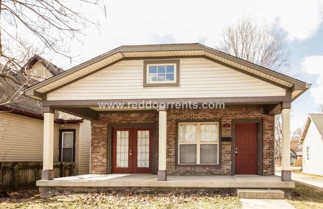 Coming Soon! Indy Brick 3 Bed, 2 Bath. Near White River! photos photos