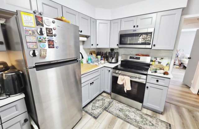2100 West Farragut photos photos