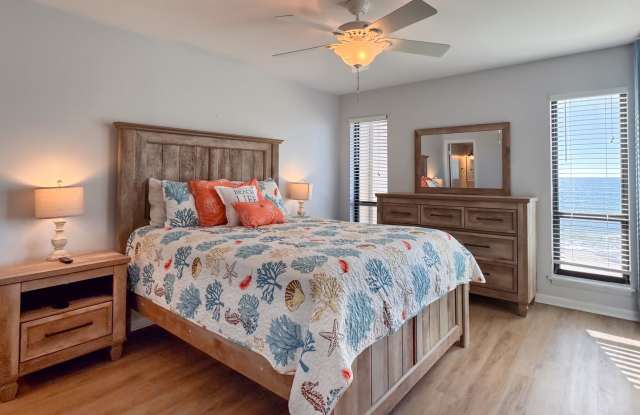 THE PERFECT OCEANFRONT SPOT FOR THOSE OFF-SEASON MONTHS Gallery 3