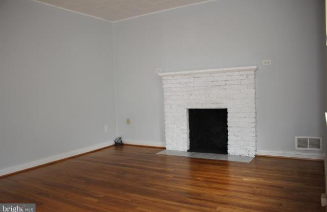 1909 DINWIDDIE Gallery 3