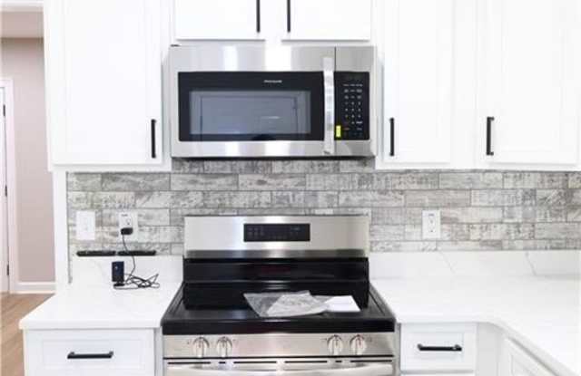 1876 Sandtown Road SW Gallery 4