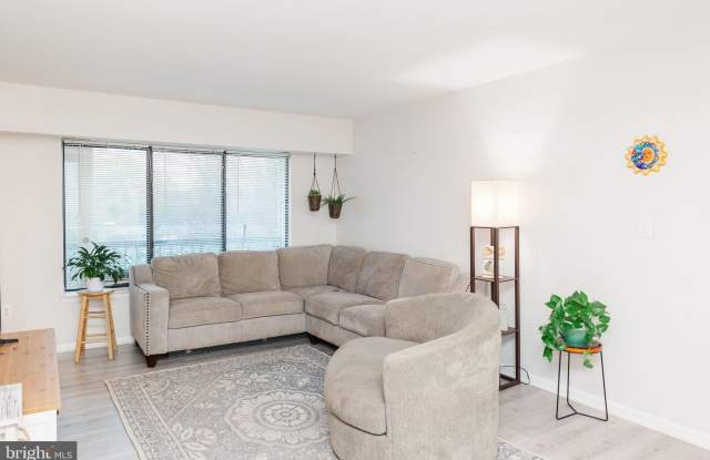 9576 JAYHAWK Terrace photos photos