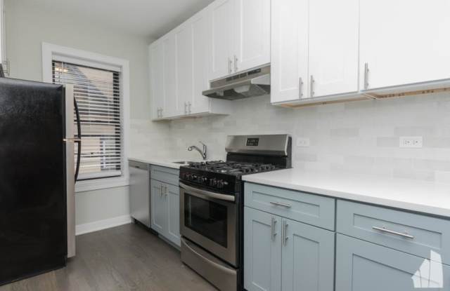 4604 N Winchester Ave photos photos