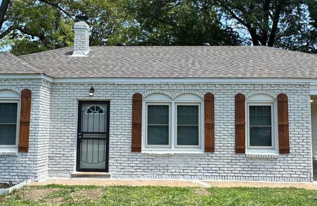 3144 Clarendon Rd photos photos