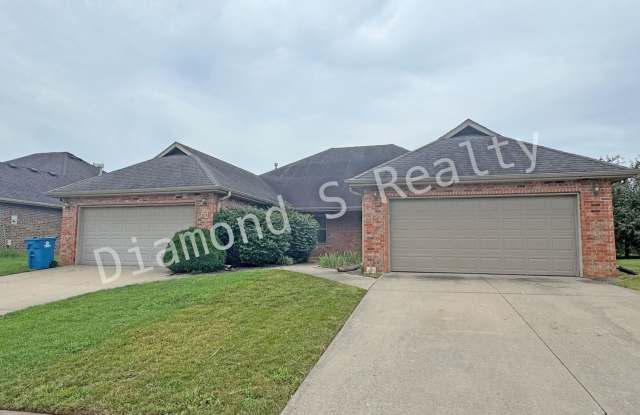 Spacious and Unique Patio Home Available! photos photos
