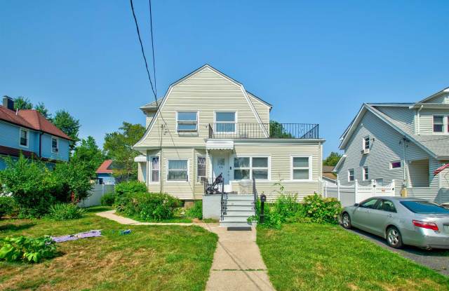 470 TEANECK RD photos photos