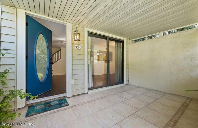 101 VILLA DEL MAR Drive Gallery 3
