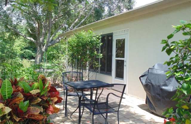 25182 Golf Lake CIR Gallery 3