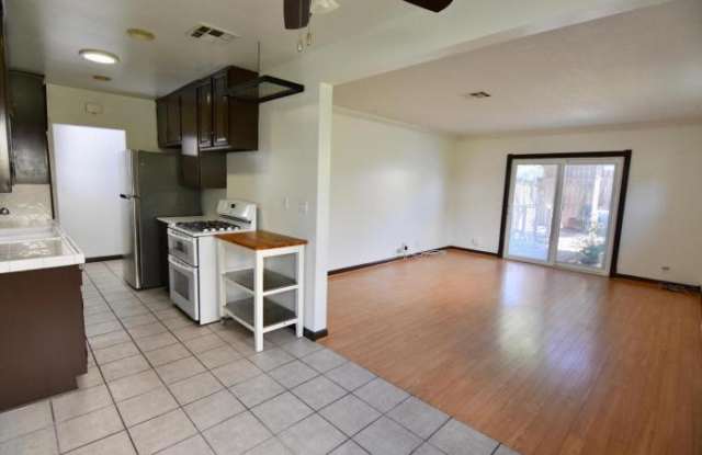 1419 Bresee Avenue Gallery 3