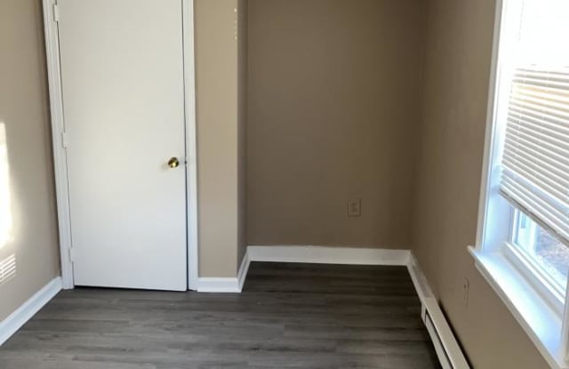 19 Ward St. Gallery 3