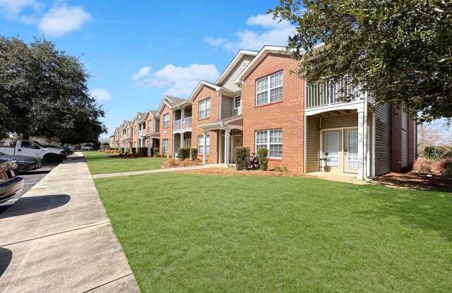 Space for the Family in this 3 Bedroom 2 Bath Gallery 3