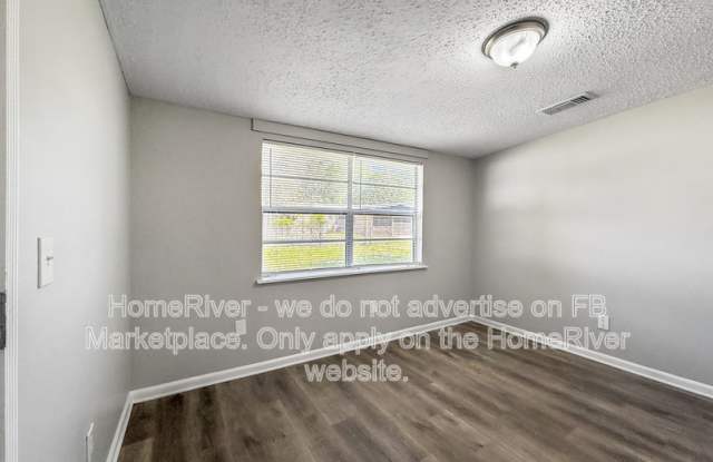 4231 Sabine Dr Gallery 4