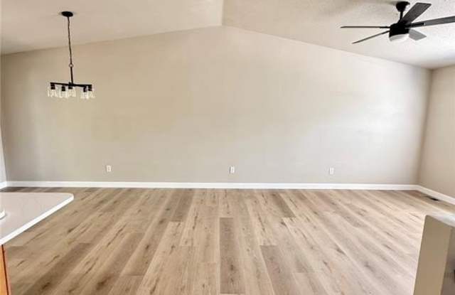363 SWEETWATER Lane Gallery 3
