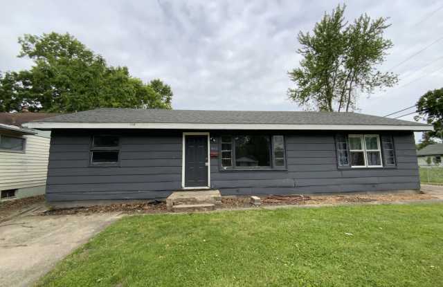 912 James Pl - 912 James Place, Danville, IL 61832