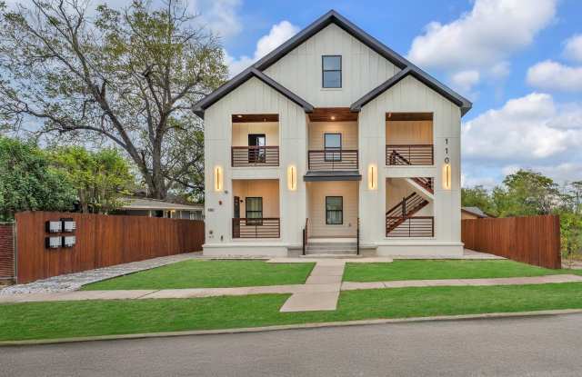 All Units Are Available With Brand New Full Appliance Package - 110 Webb, San Antonio, TX 78223