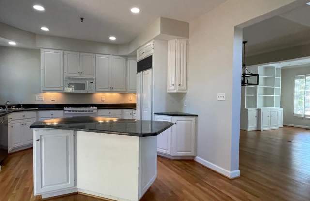 9715 WHITLEY PARK PL #TH-11 photos photos