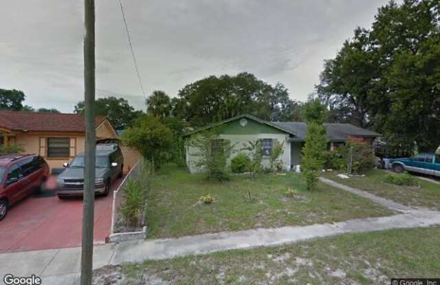 4 Bedroom 1.5 Bath Home For Rent at 700 Wynn Drive Sanford, Fl. 32773 photos photos
