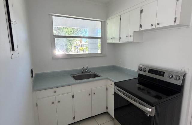5806 N FLAGLER Drive Gallery 4