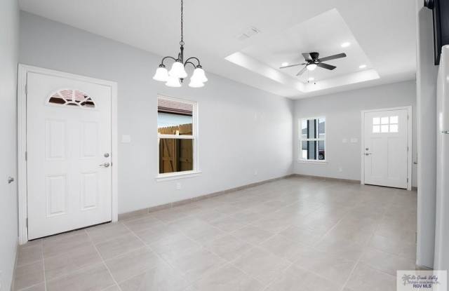 2228 N VALLEY CIRCLE Gallery 3