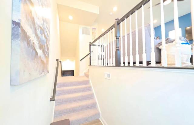 35186 WRIGHT WAY Gallery 2