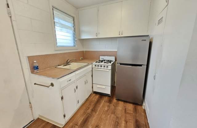 1273 Neal Avenue  Apt 8 - 1273 Neal Avenue, Wahiawa, HI 96786