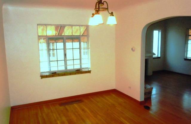 1467 Clermont Street Gallery 2