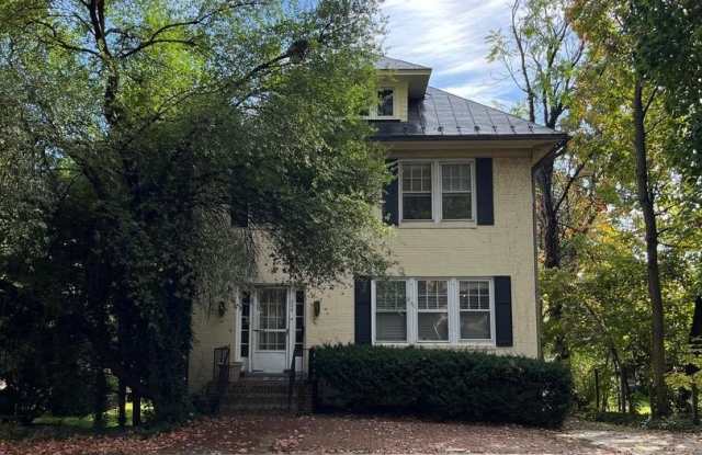 208 FAIRMONT Avenue Gallery 2
