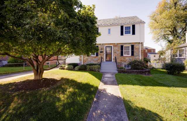 Charming 3BR/2BA Home in Hyattsville with Sunroom, Garage  Flex Space photos photos