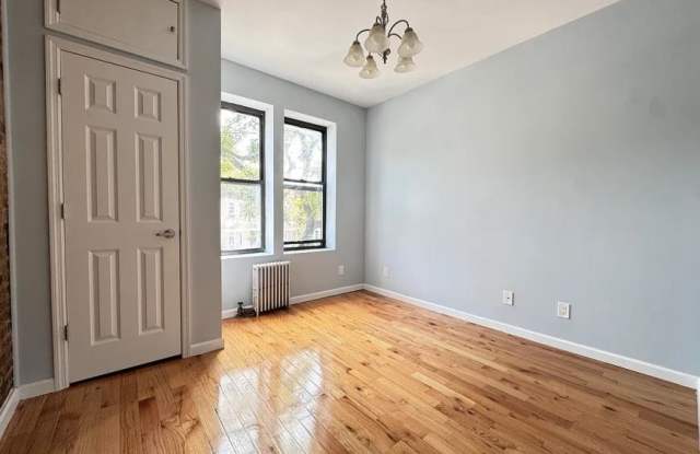 411 Cortelyou Road Gallery 4
