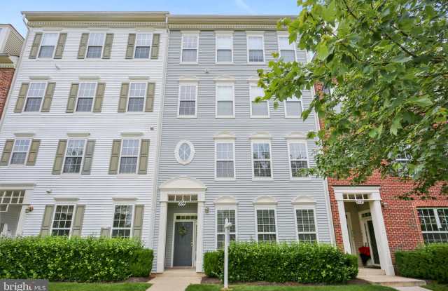 664 ORCHARD RIDGE DRIVE - 664 Orchard Ridge Drive, Gaithersburg, MD 20878
