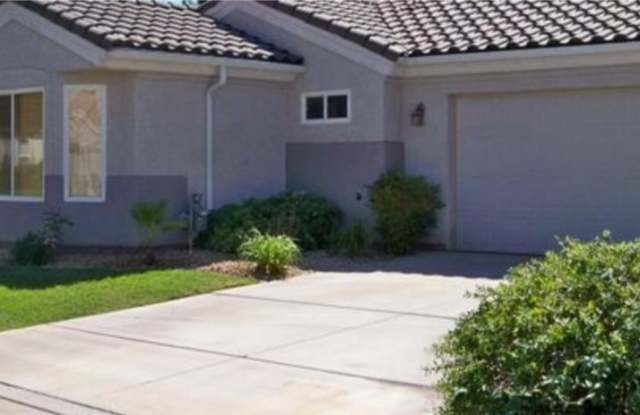 4406 Round Hill Drive Gallery 1