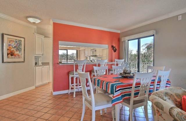 8830 S Sea Oaks Way Gallery 3
