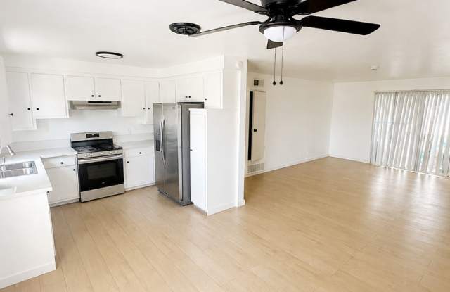 4086 W 142nd St photos photos