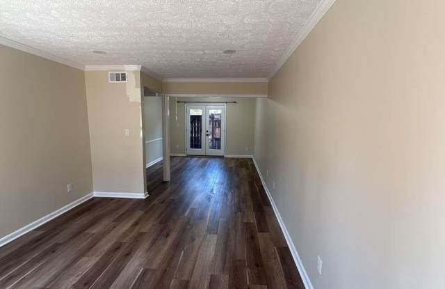 5011 Meadow Lane Gallery 2
