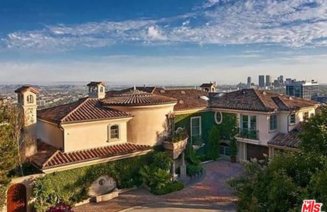 1260 ST IVES Place - 1260 Saint Ives Place, Los Angeles, CA 90069