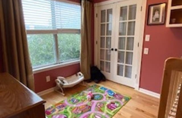 13561 Orchard Dr - 13561 Orchard Dr, Centreville, VA 20124