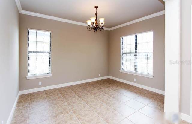 15708 OAKLEAF RUN DRIVE Gallery 3