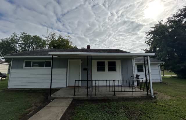 231 Lindenwood Dr photos photos
