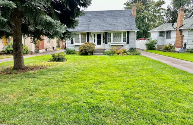 Charming Downriver Home photos photos