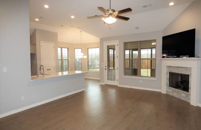 220 MISTY FIELDS Dr Gallery 2